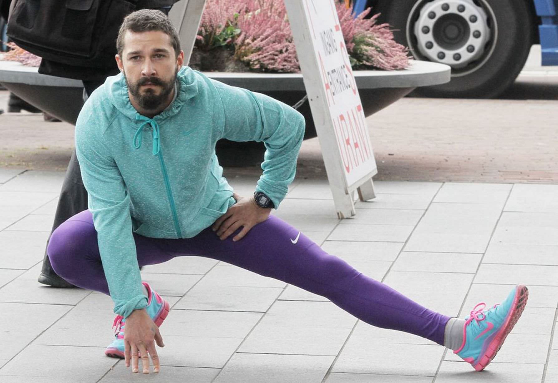 This-Shia-LaBeouf-Stretching-Photoshop-Battle-going-crazy-on-social-media