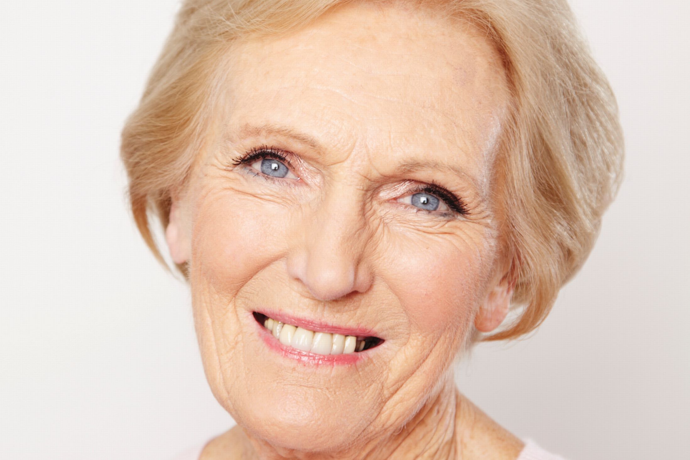 15 Facts About Mary Berry That You Didn’t Know