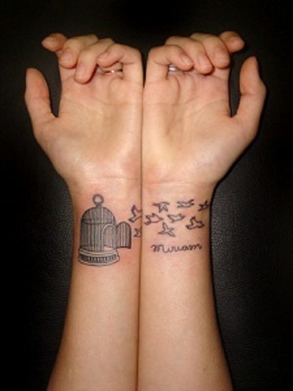 15 Amazing Sibling Tattoos To Twin In 2020