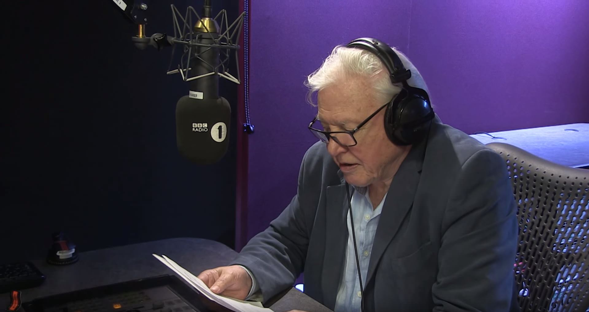 This Amazing Video of David Attenborough Narrating the Intro of Adele’s New Song ‘Hello’ Is Perfection