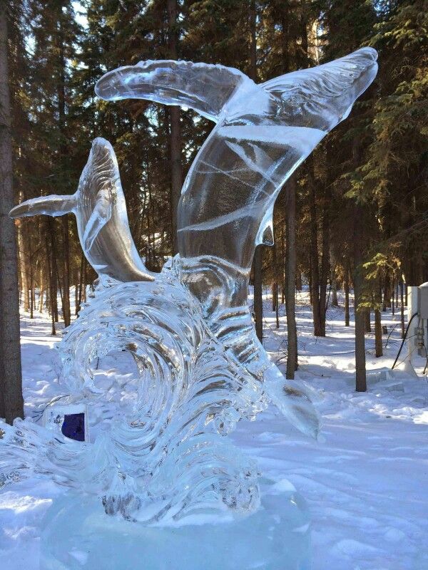 Quick! Look at These 17 Epic Ice Sculptures Before They Melt Forever! 7