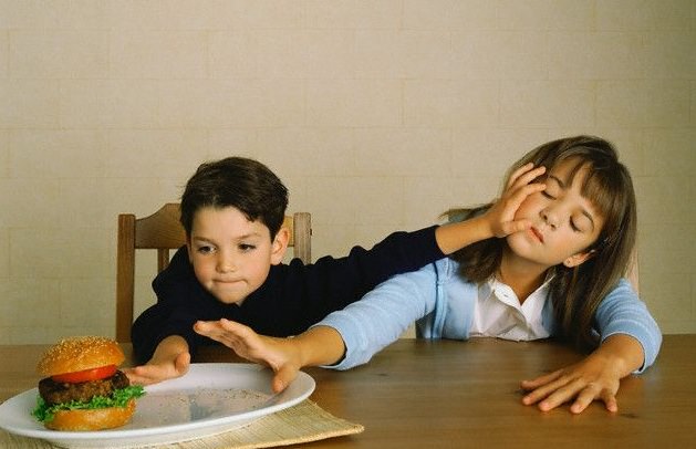 11 Things Only The Oldest Sibling Knows To Be True – #7 Annoys Me!