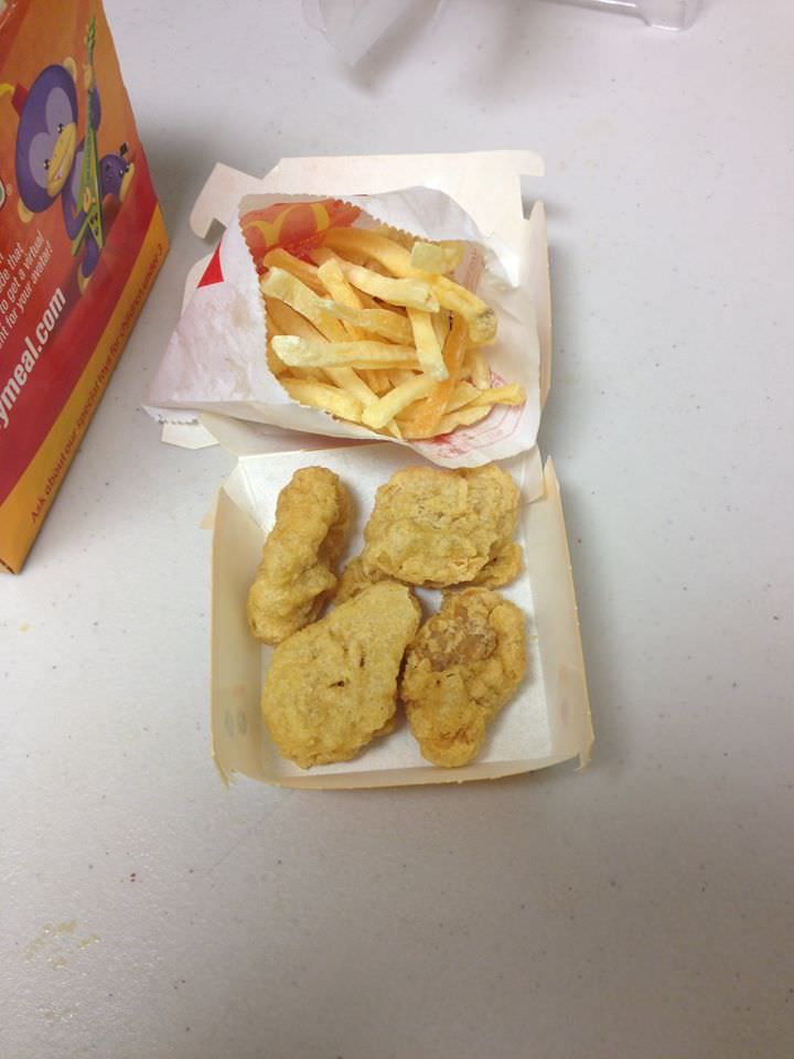 This is What Happens When You Leave a McDonald’s Happy Meal in its Box for 6 YEARS!