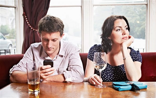 13 Signs of Smartphone Addiction – #5 is Maddening