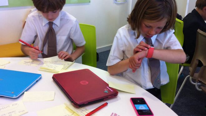 Should Children Be Allowed To Have Smartphones In The Classroom?