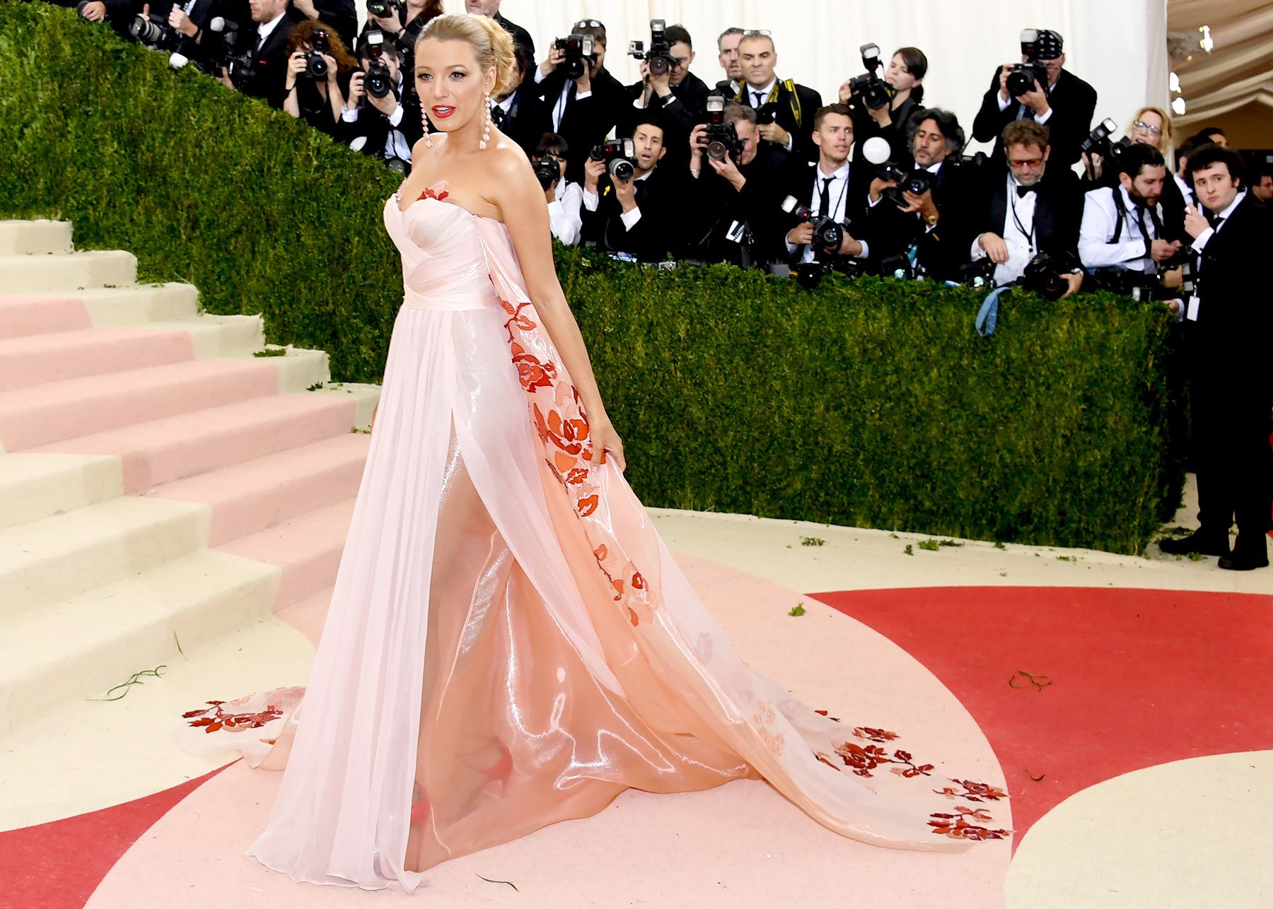 12 Fascinating Met Gala Facts You Probably Never Knew About 10